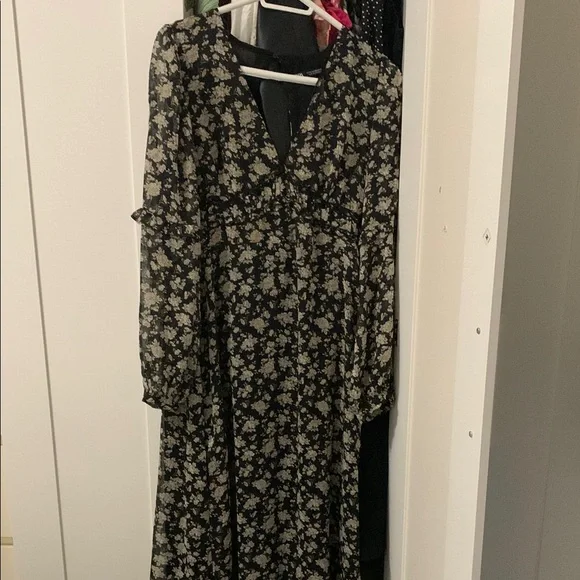 Zara floral Black Dress - Picture 2 of 4